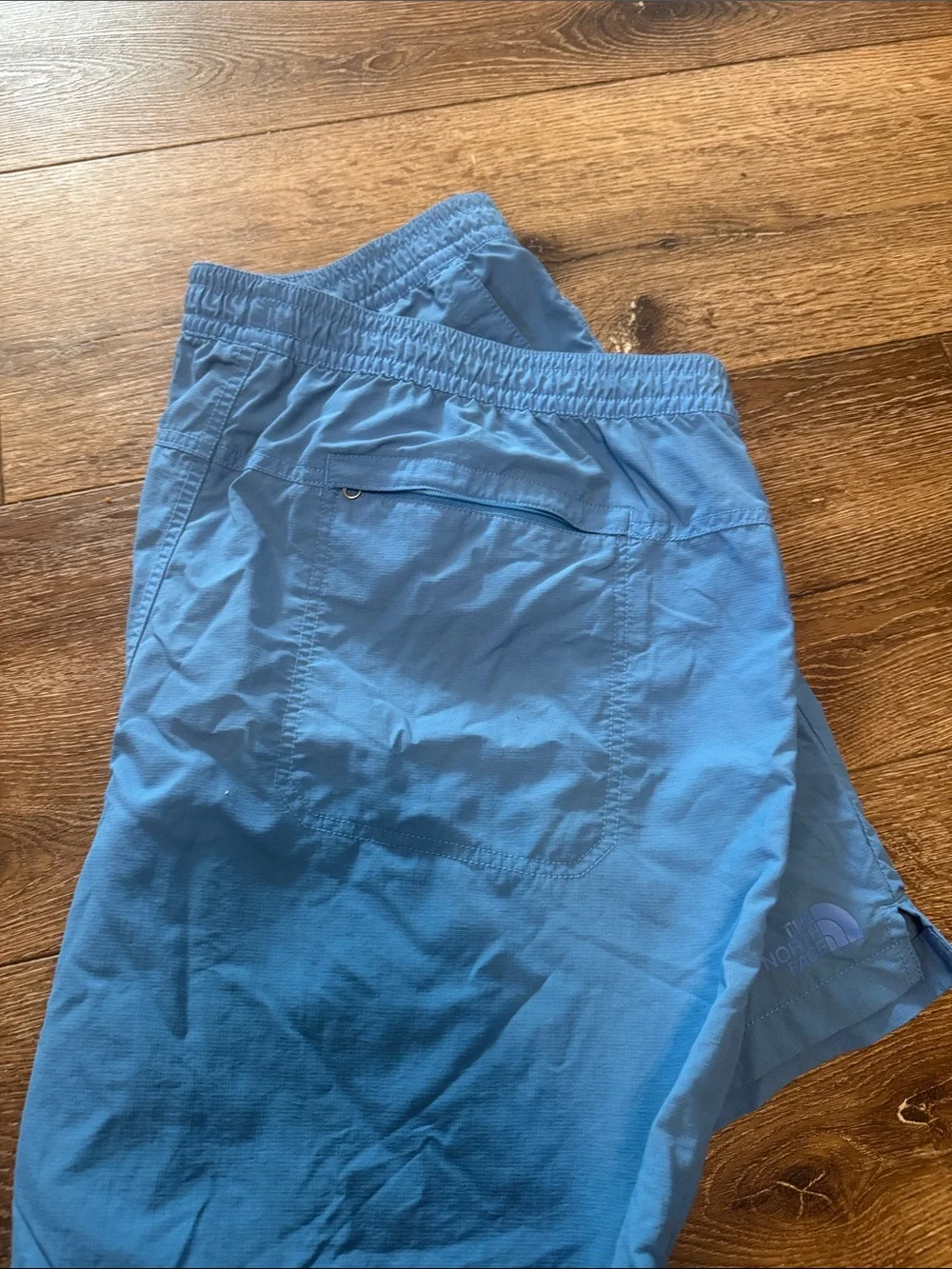 The northface swim trunks‎ XXL